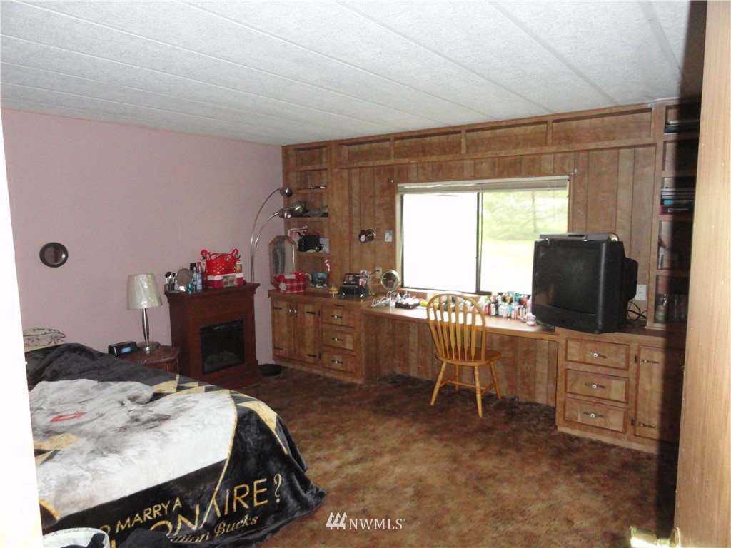 2632 Seminary Hill Road Centralia, WA 98531 - Photo 10 of 13 Gallery Image 10