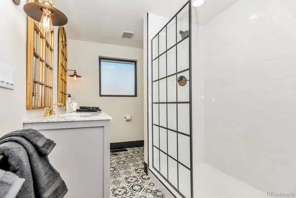 $1,750 | 8701 East 11th Avenue, Denver, CO 80220