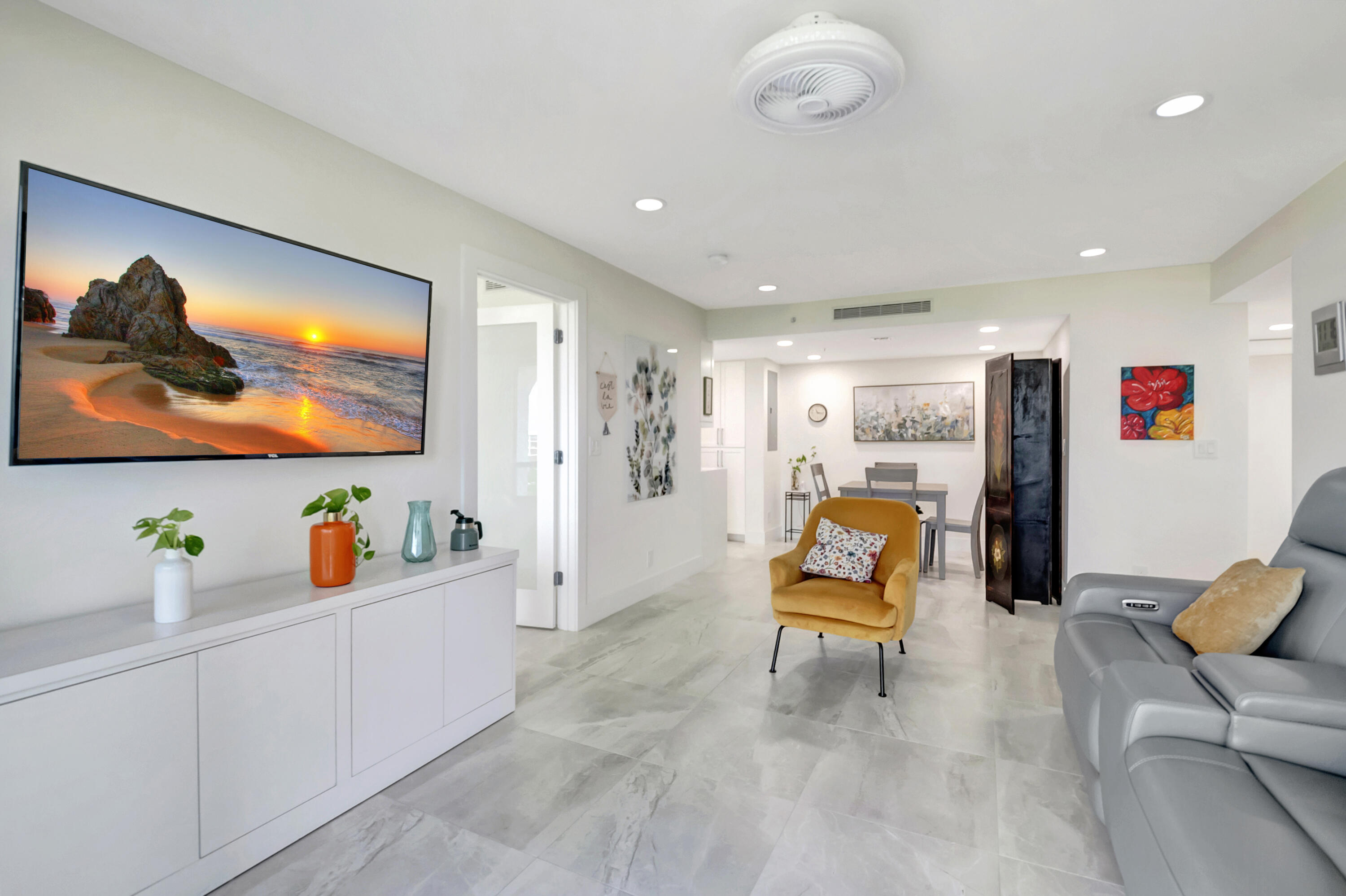 7738 Lakeside Boulevard, Unit 383 Boca Raton, FL 33434 - Photo 6 of 69 DSC_9047