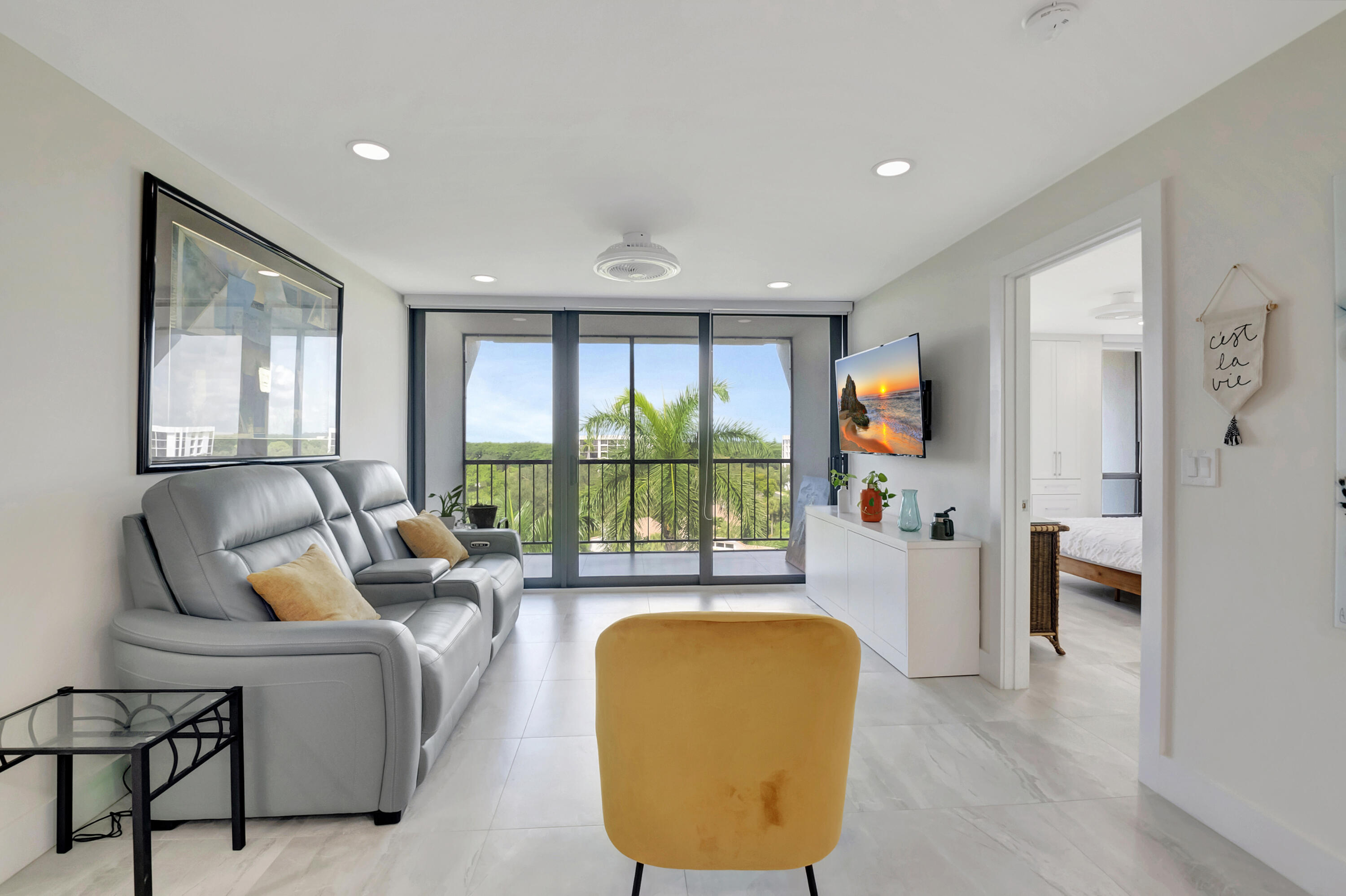 7738 Lakeside Boulevard, Unit 383 Boca Raton, FL 33434 - Photo 7 of 69 DSC_9037