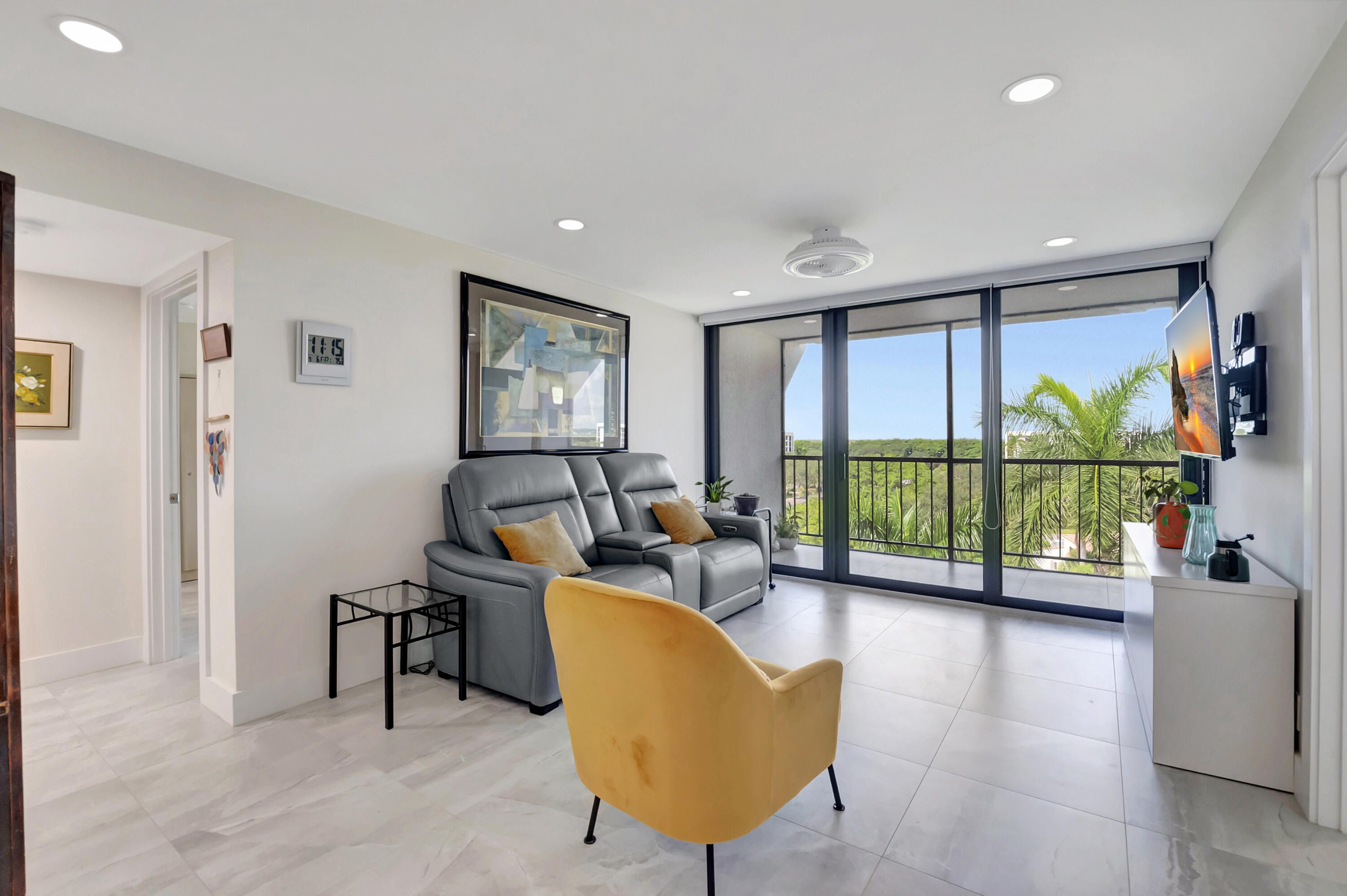 7738 Lakeside Boulevard, Unit 383 Boca Raton, FL 33434 - Photo 8 of 69 DSC_9042