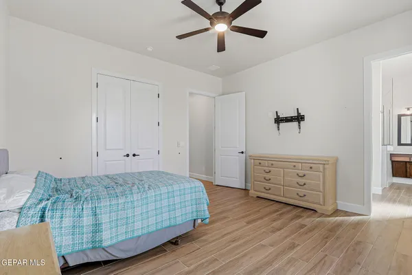 $1,299,950 | 12329 Sugden Road, Clint, TX 79836