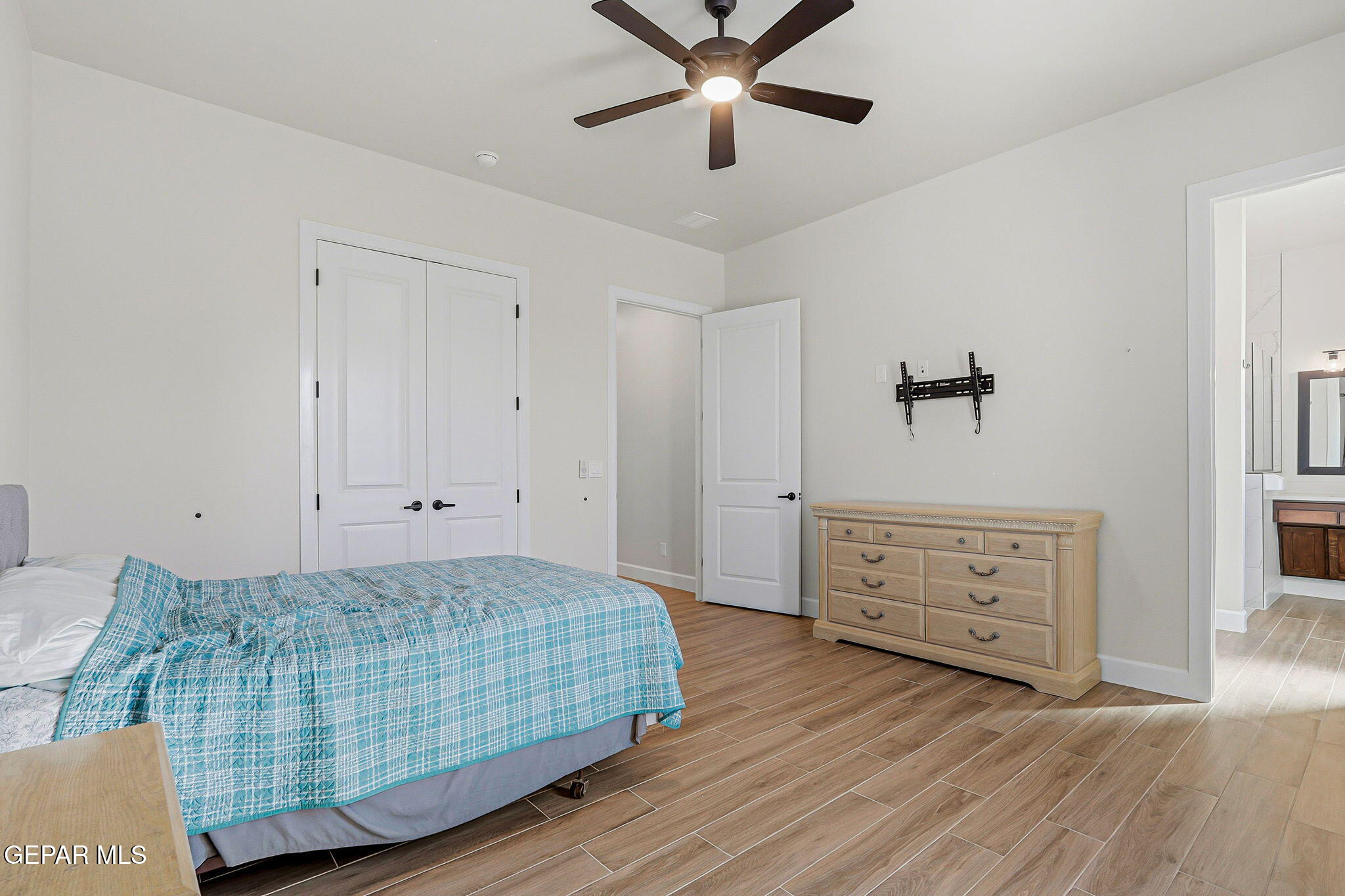 12329 Sugden Road Clint, TX 79836 - Photo 73 of 101 BEDROOM 3