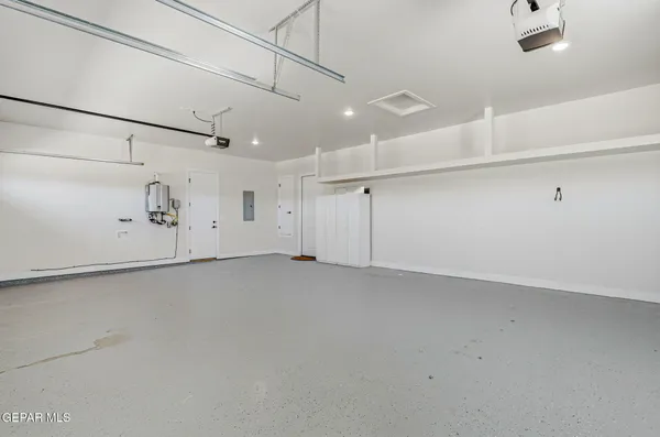 $1,299,950 | 12329 Sugden Road, Clint, TX 79836