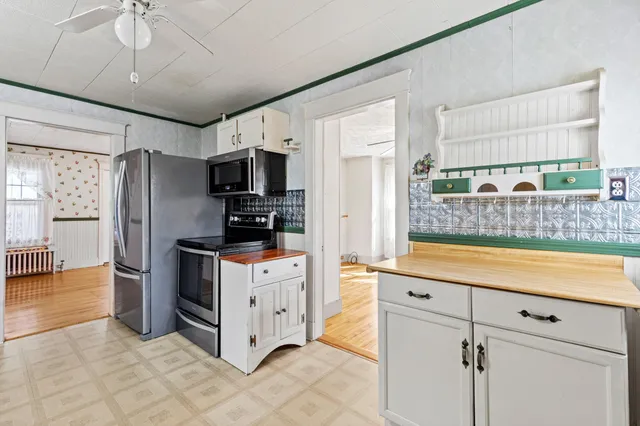 $630,000 | 10 Alder Street, South Portland, ME 04106