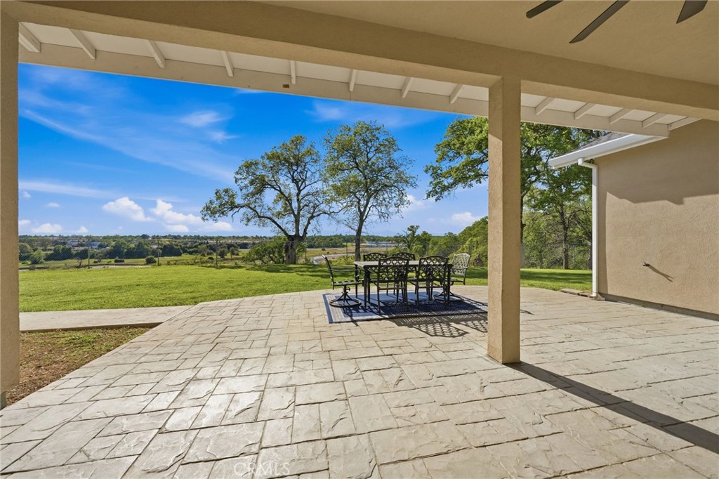 13925 Noble Way Red Bluff, CA 96080 - Photo 33 of 57 a view of a swimming pool with a yard