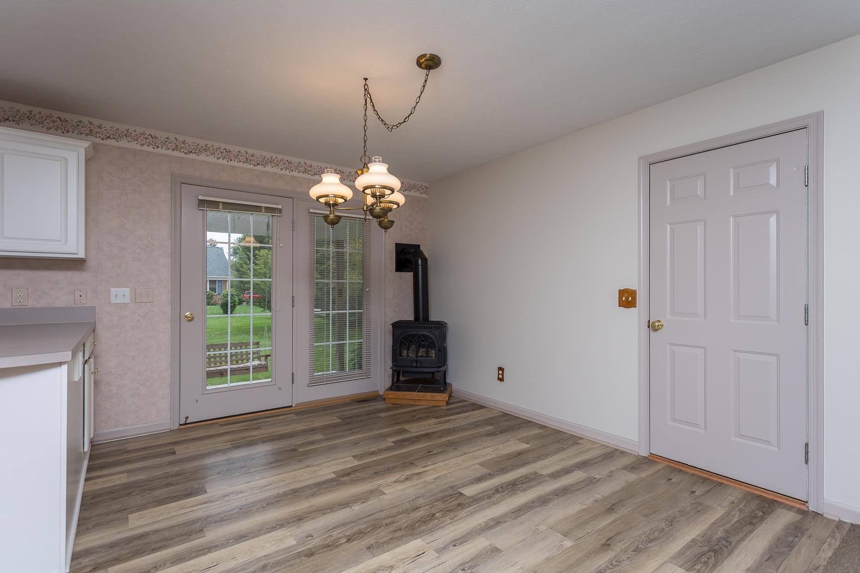 327 North River Road Bridgewater, VA 22812 - Photo 7 of 39 Gallery Image 7
