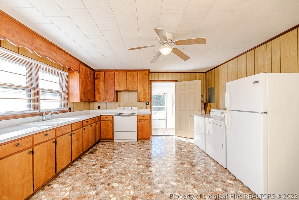 670 Reno Sharpe Store Road Bear Creek, NC 27207 - Photo 11 of 28 Gallery Image 11
