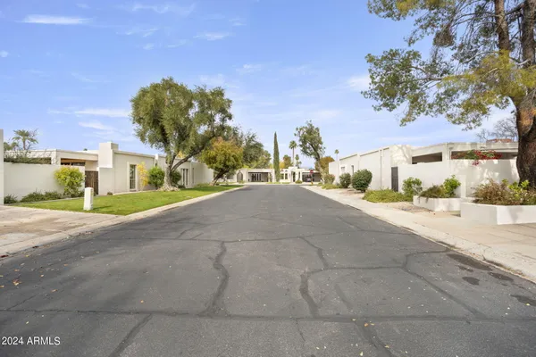 $3,000 | 7233 North N Via, Unit SIESTA, Scottsdale, AZ 85258