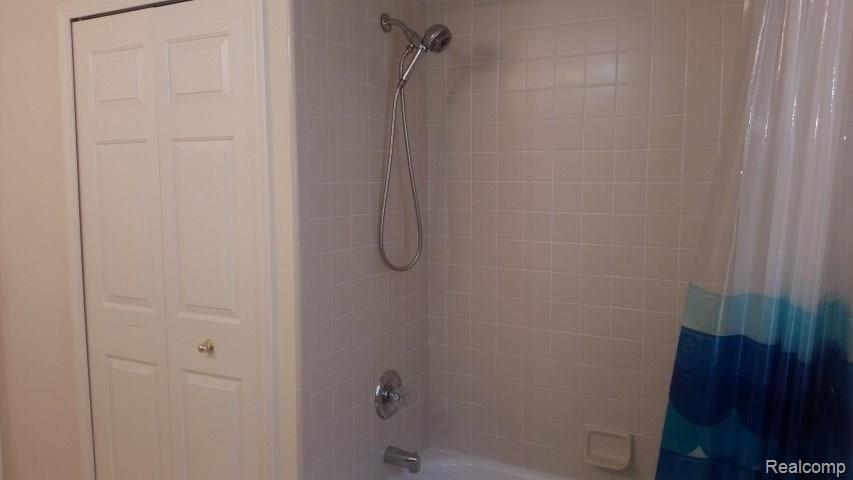 3076 Honor Drive Rochester Hills, MI 48309 - Photo 38 of 58