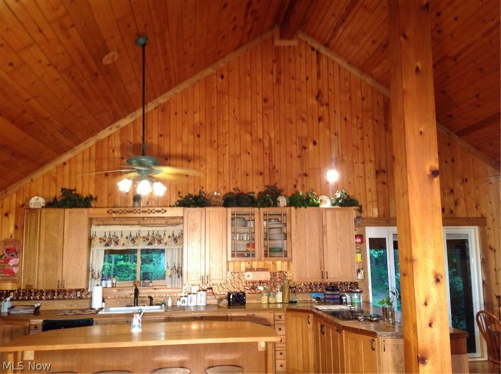 17780 Hosmer Road Middlefield, OH 44062 - Photo 4 of 31 Gallery Image 4