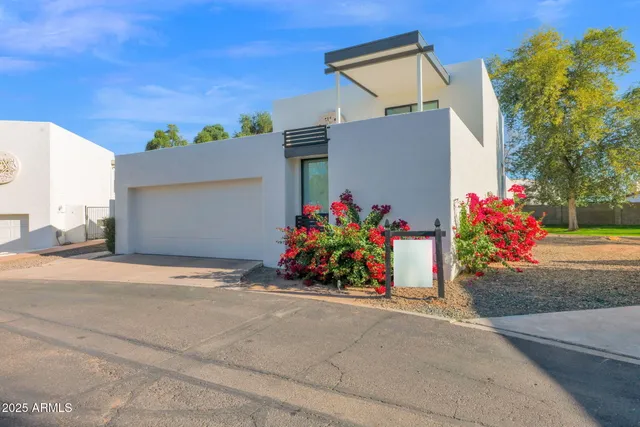 $1,250,000 | 4834 East Earll Drive, Phoenix, AZ 85018