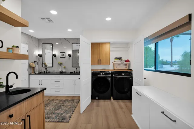 $1,250,000 | 4834 East Earll Drive, Phoenix, AZ 85018