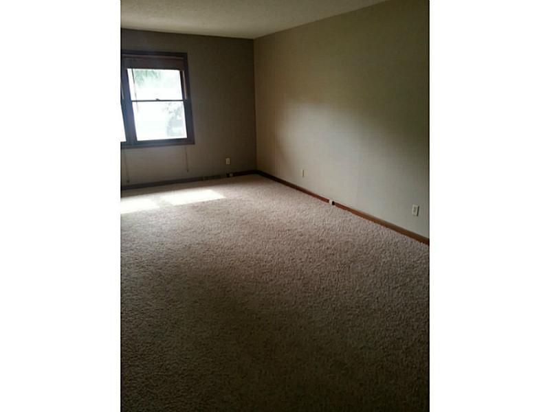 385 Shadow Road Greenwood, IN 46142 - Photo 14 of 20