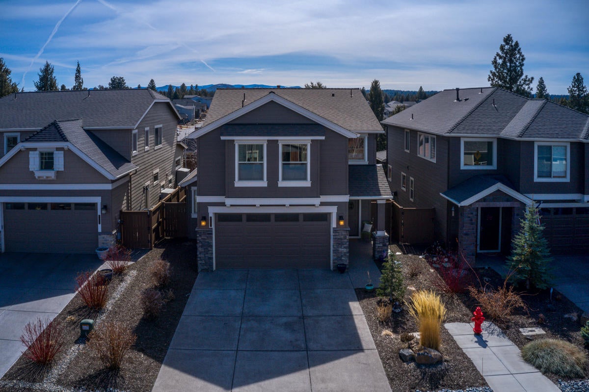 61092 Manhae Loop Bend, OR 97702 - Photo 38 of 49 Arial 1