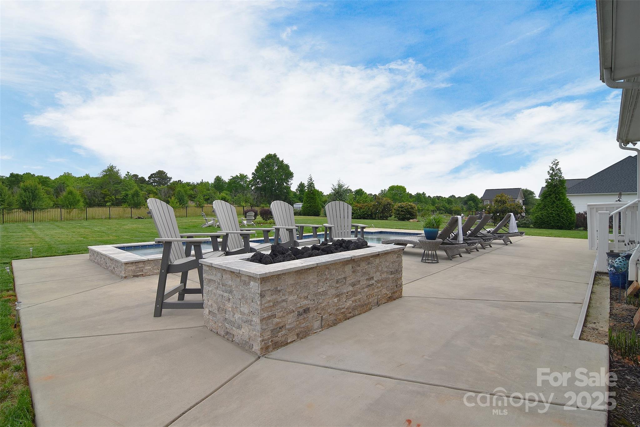 11772 Sugar Hill Road Davidson, NC 28036 - Photo 6 of 43 Gallery Image 6