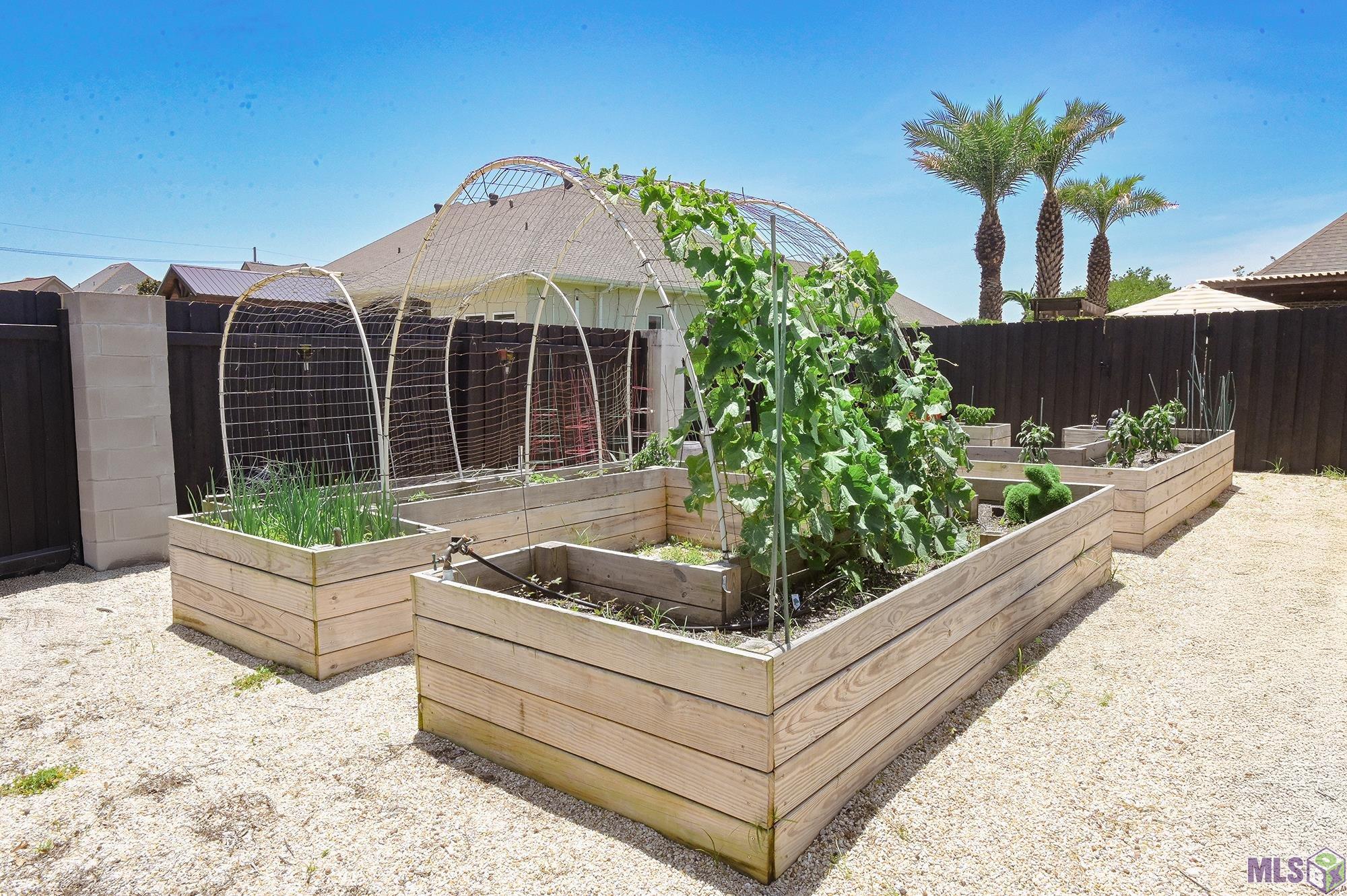 187 Regal Row Houma, LA 70360 - Photo 17 of 24