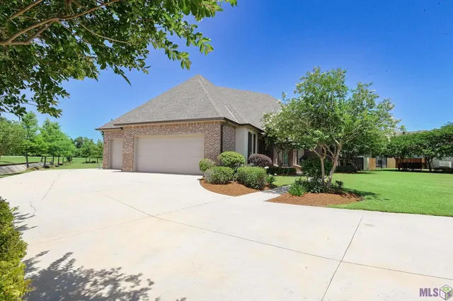 $987,000 | 187 Regal Row, Houma, LA 70360