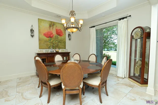 $987,000 | 187 Regal Row, Houma, LA 70360