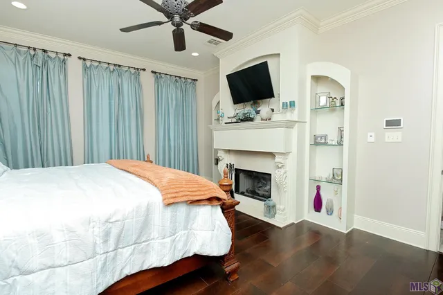 $987,000 | 187 Regal Row, Houma, LA 70360