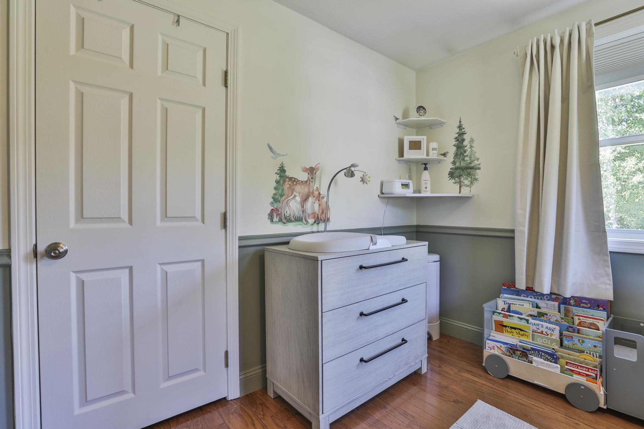 506 Mammoth Road Pelham, NH 03076 - Photo 22 of 39 Gallery Image 22