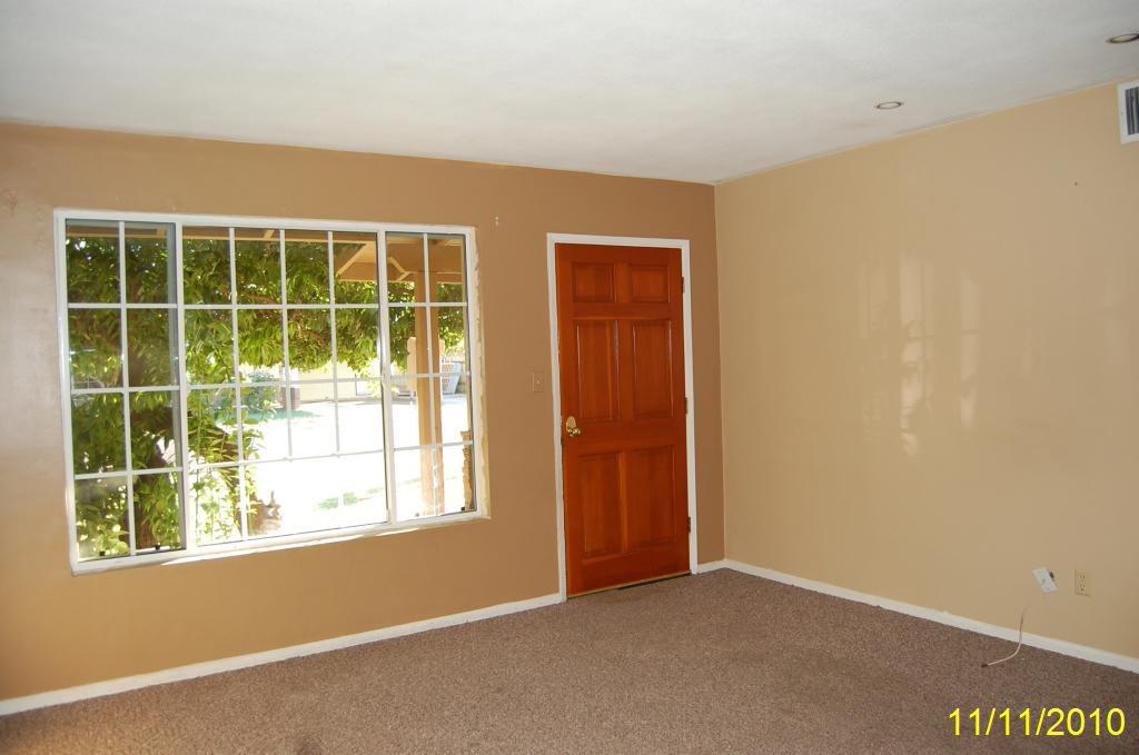 3848 West Lawrence Road Phoenix, AZ 85019 - Photo 3 of 9 Living Room (1)