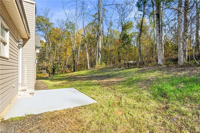 $448,500 | 814 Montgomery Court, Walnut Cove, NC 27052