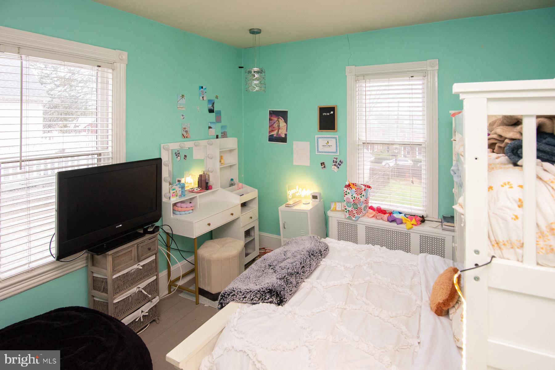 183 Decatur Street Doylestown, PA 18901 - Photo 15 of 27 Bedroom 1