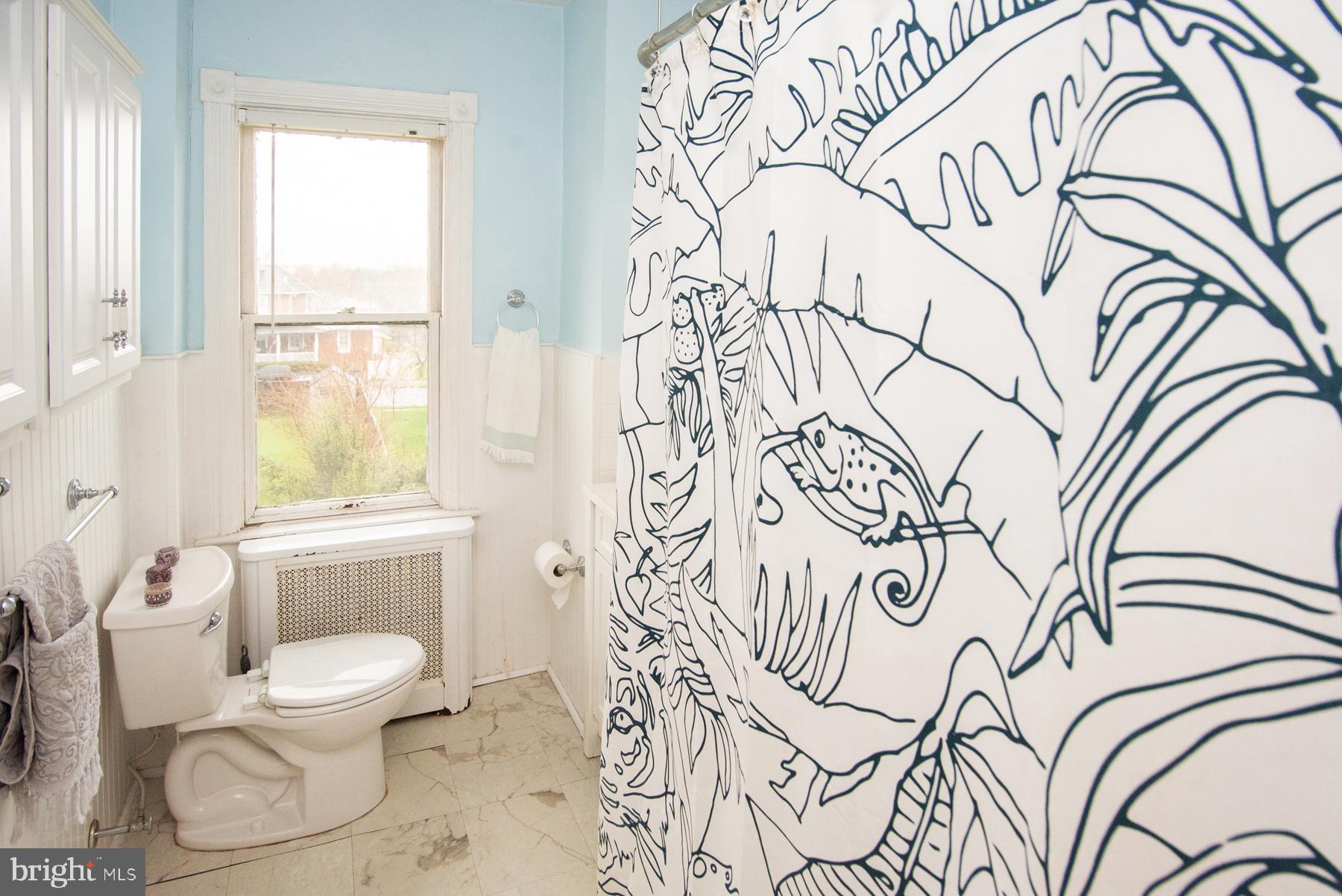 183 Decatur Street Doylestown, PA 18901 - Photo 20 of 27 Full Bathroom