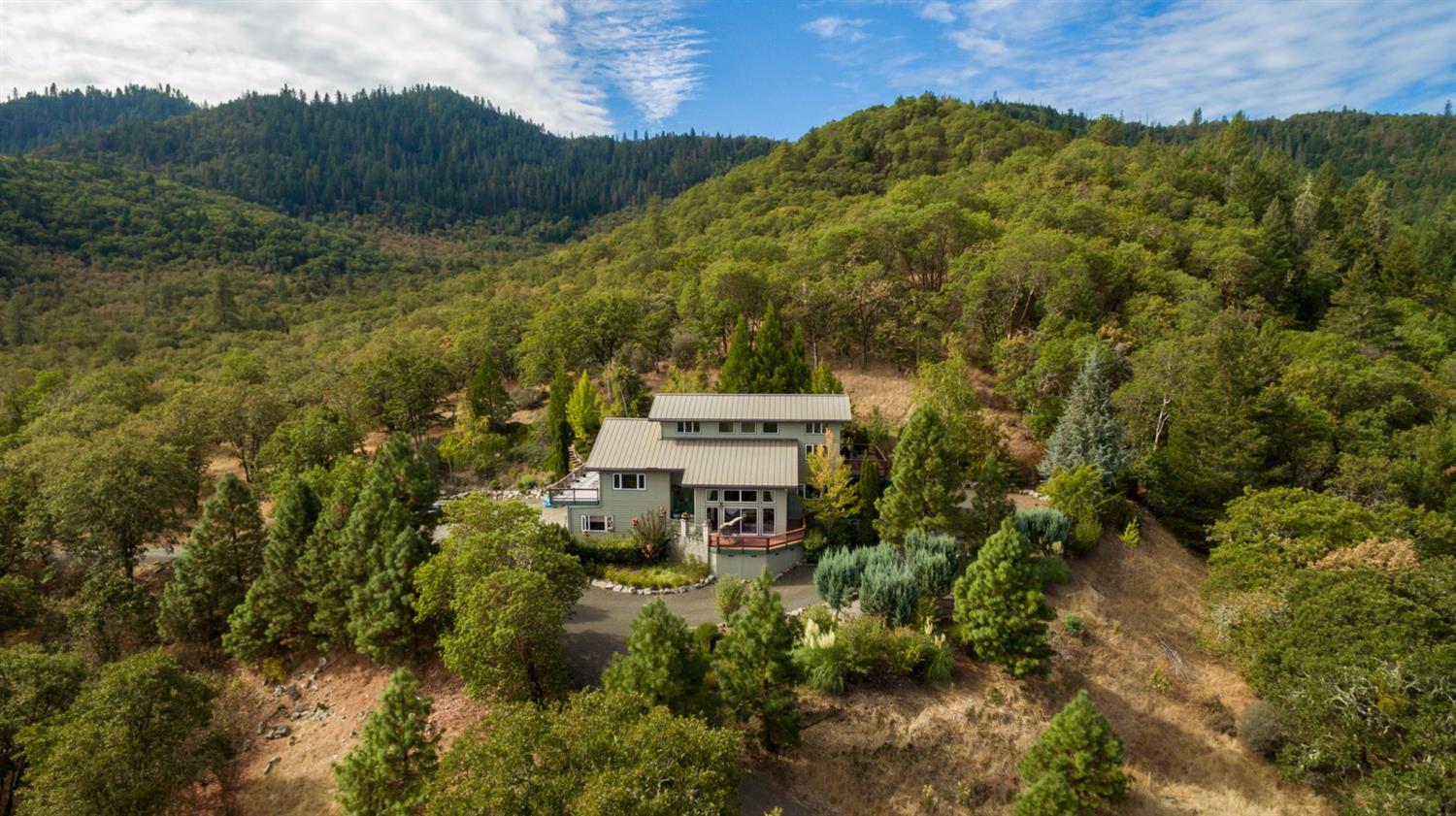 5537 Kane Creek Road Central Point, OR 97502 - Photo 1 of 35 Primary Photo