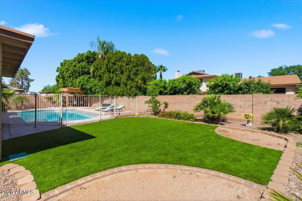 2424 West Redfield Road Phoenix, AZ 85023 - Photo 40 of 49 43-43