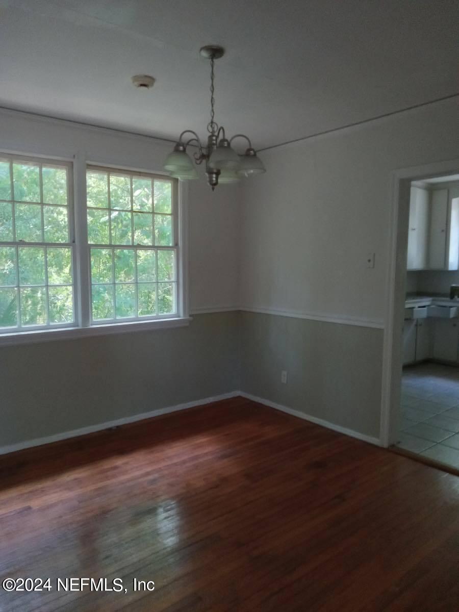 1614 Mayfair Road Jacksonville, FL 32207 - Photo 3 of 7 Dining Room