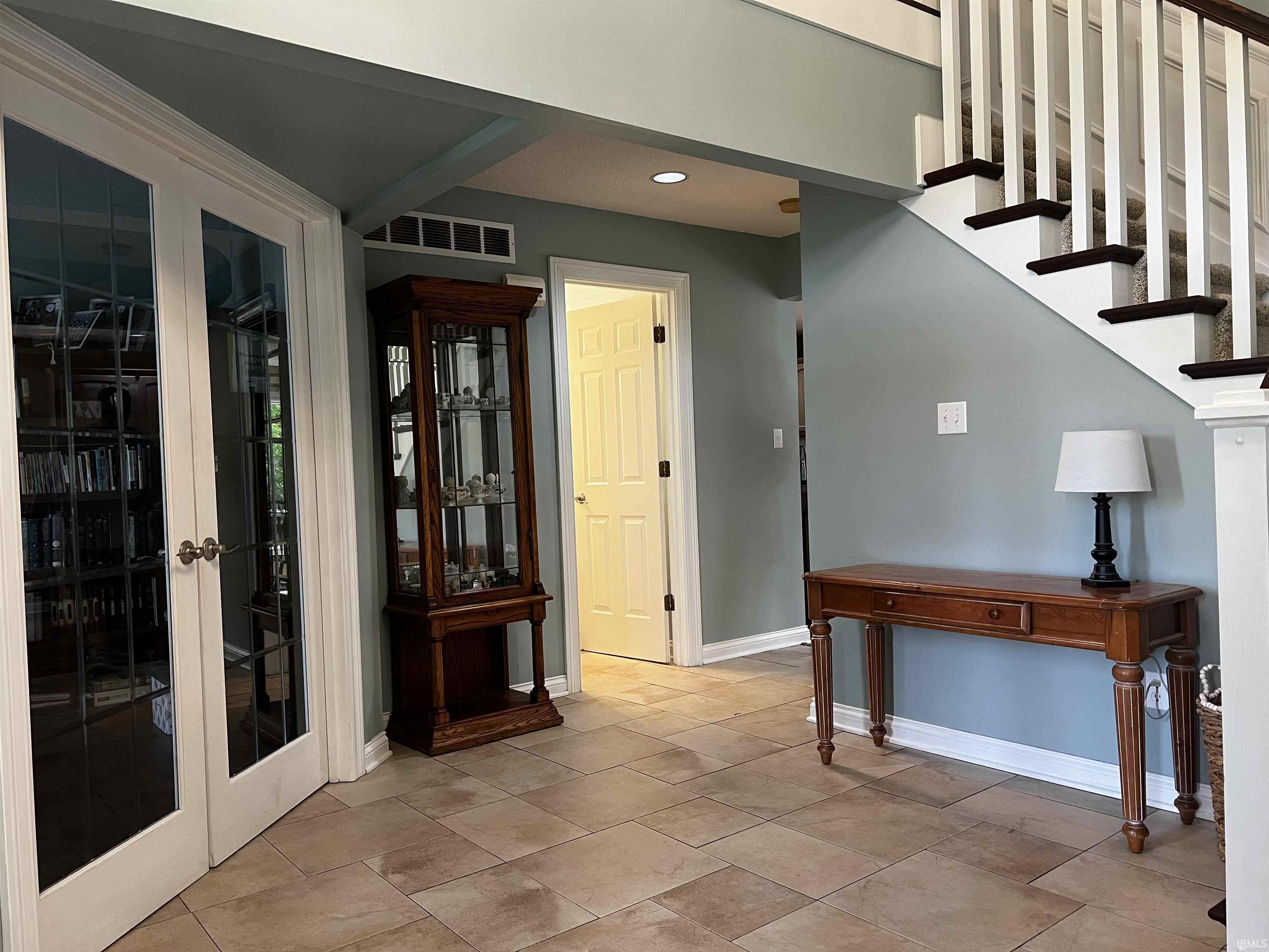 9915 Silver Ridge Court Fort Wayne, IN 46804 - Photo 2 of 22 Gallery Image 2