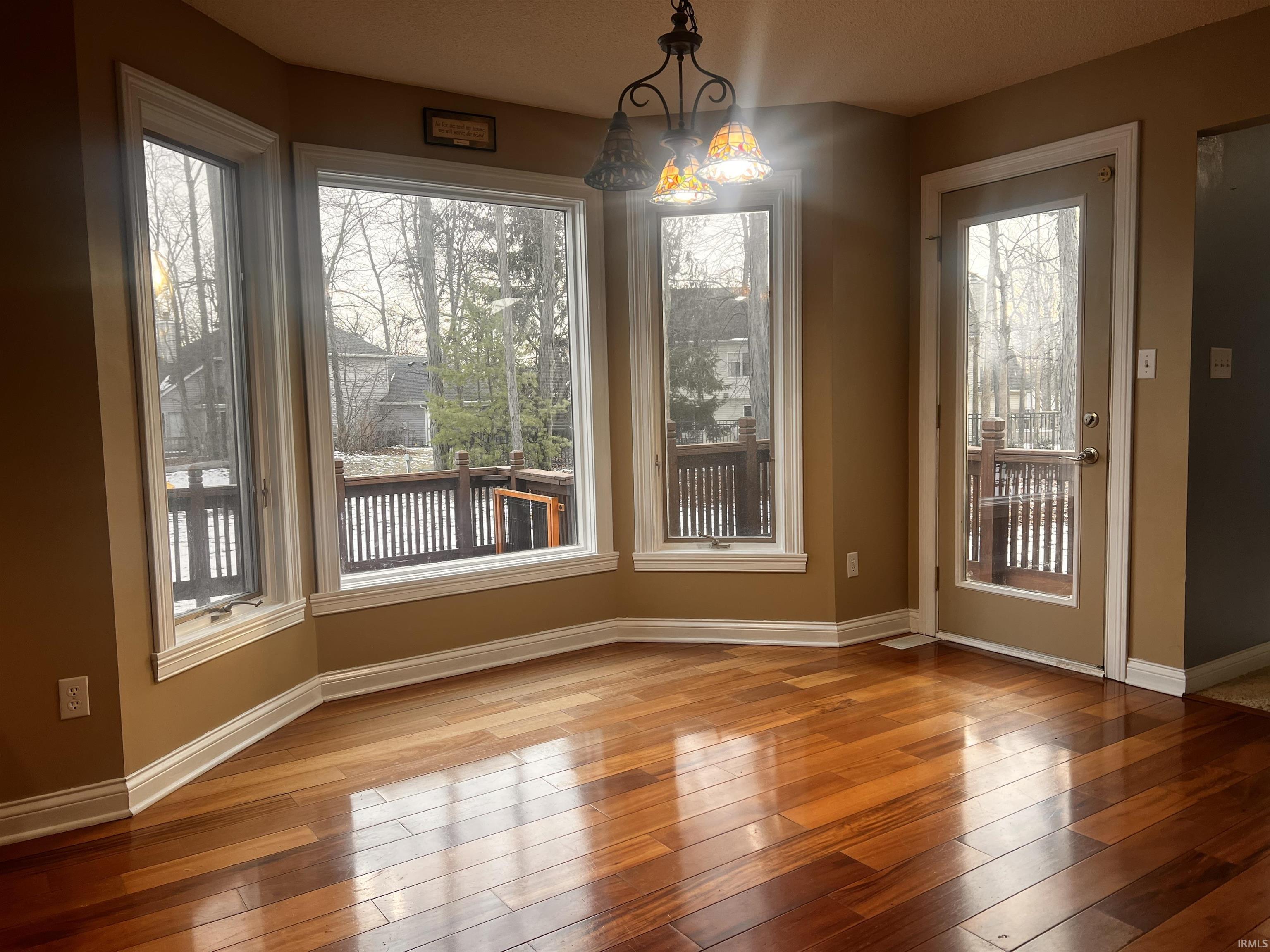 9915 Silver Ridge Court Fort Wayne, IN 46804 - Photo 7 of 22 Gallery Image 7