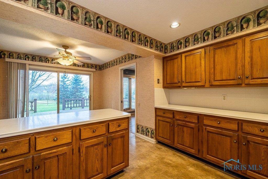 29279 Bates Road Perrysburg, OH 43551 - Photo 16 of 35 Gallery Image 16