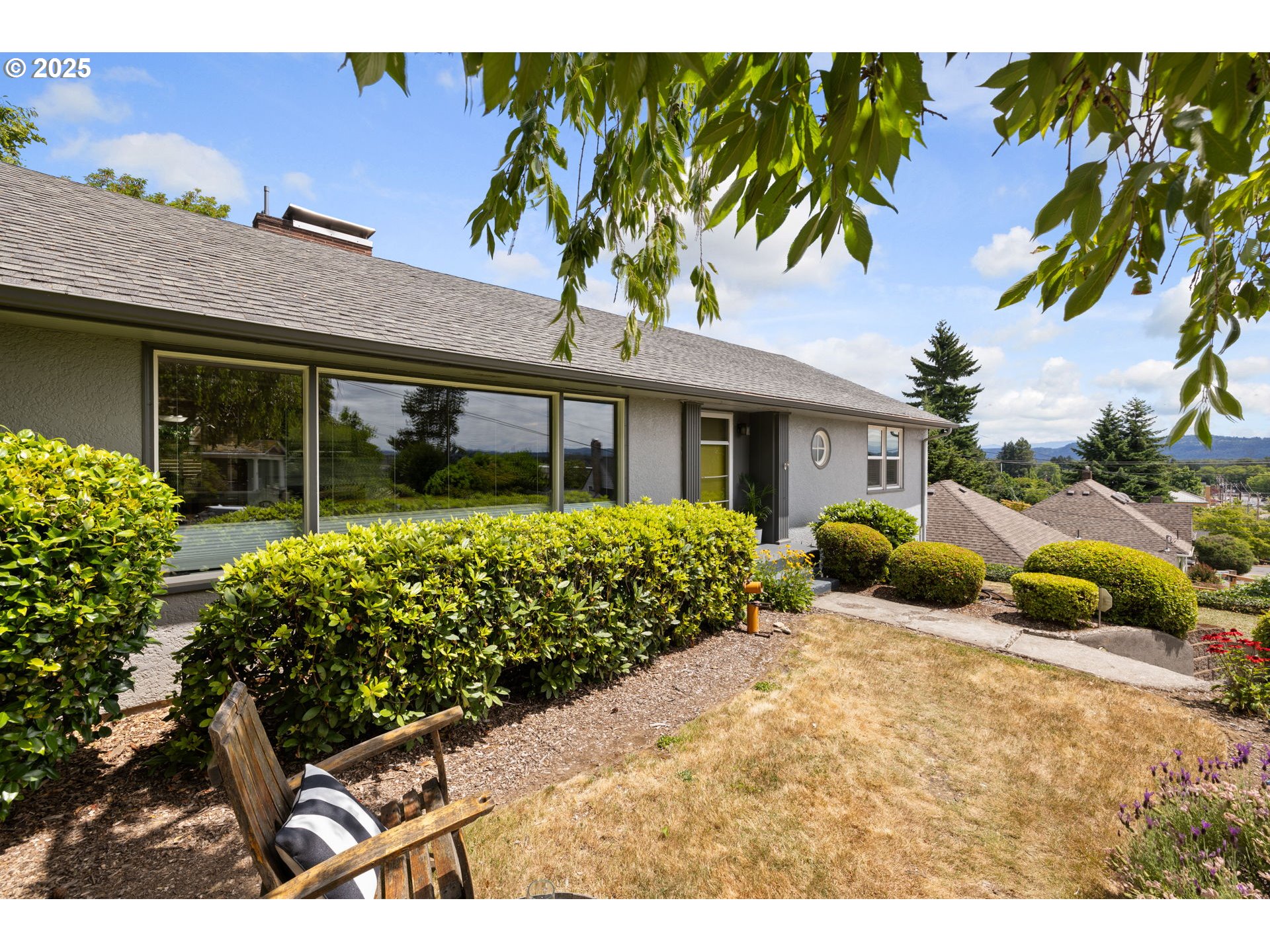 632 Northeast Everett Street Camas, WA 98607 - Photo 7 of 47 a front view of a house with garden