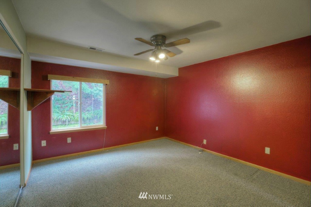 2215 Northeast 23rd Street Renton, WA 98056 - Photo 14 of 14 Gallery Image 14