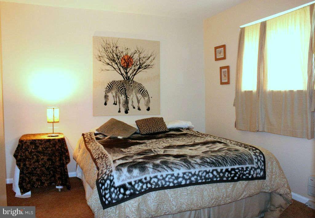 12800 North Point Lane Laurel, MD 20708 - Photo 16 of 26 Bedroom