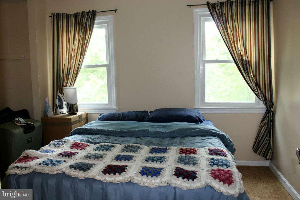 12800 North Point Lane Laurel, MD 20708 - Photo 17 of 26 Bedroom