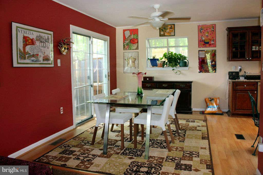 12800 North Point Lane Laurel, MD 20708 - Photo 10 of 26 Dining Room