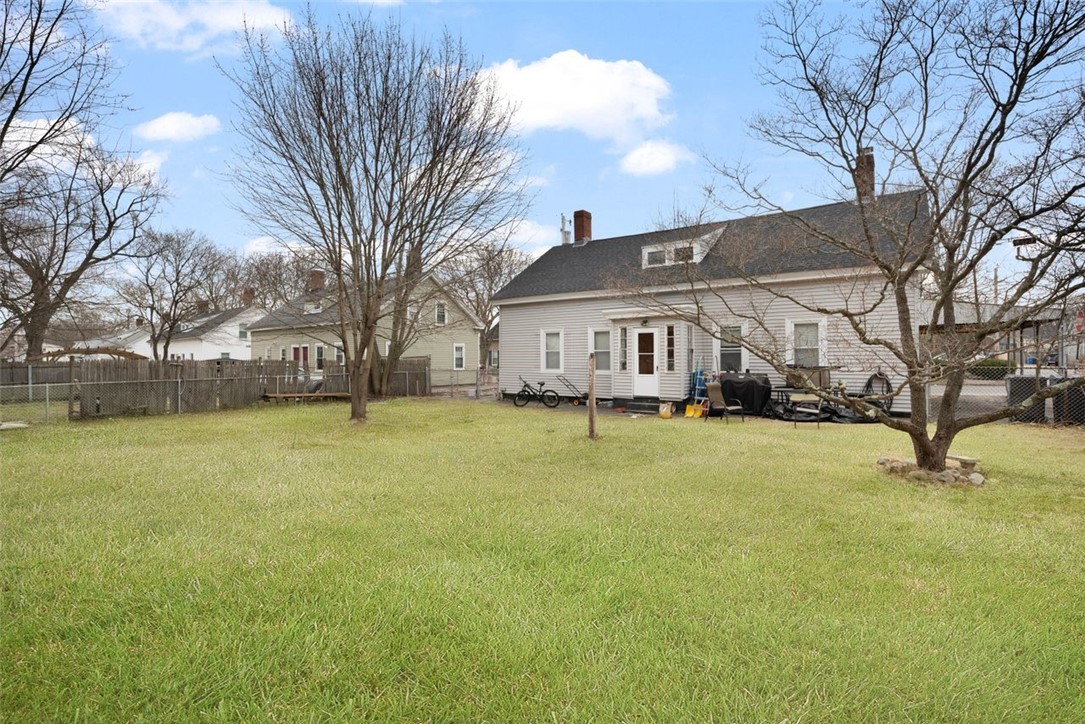 49 Oak Street Cranston, RI 02910 - Photo 32 of 33