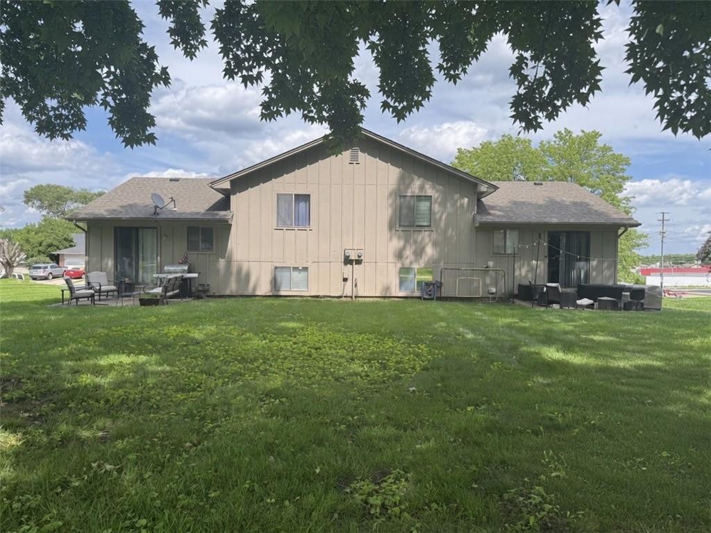 304 North Rice Street Raymore, MO 64083 - Photo 2 of 14
