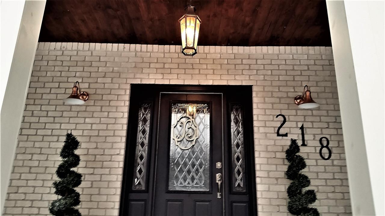 218 Smith Road Bedford, IN 47421 - Photo 4 of 36