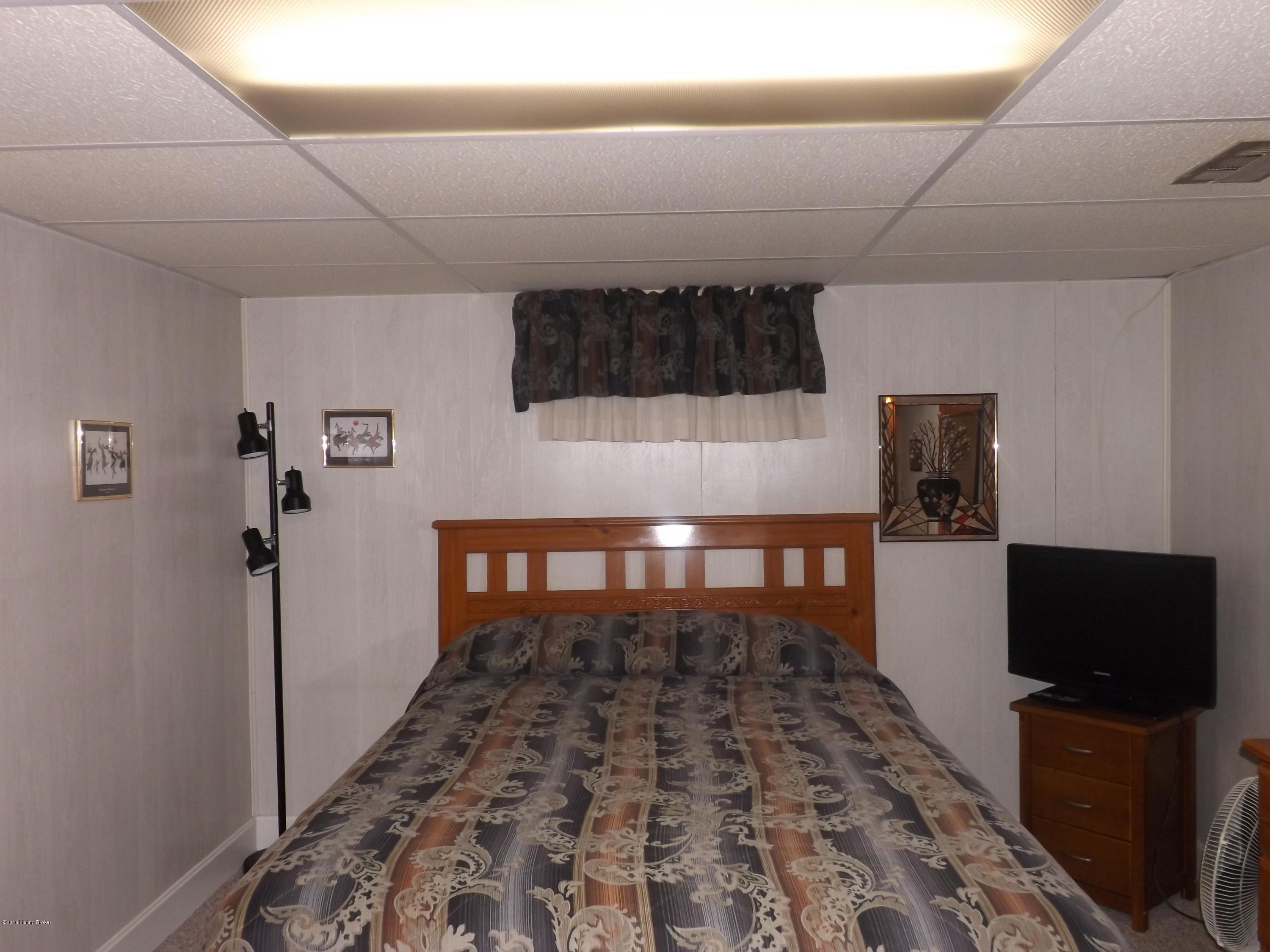 3512 Janell Road Louisville, KY 40216 - Photo 23 of 28 DSCF4708