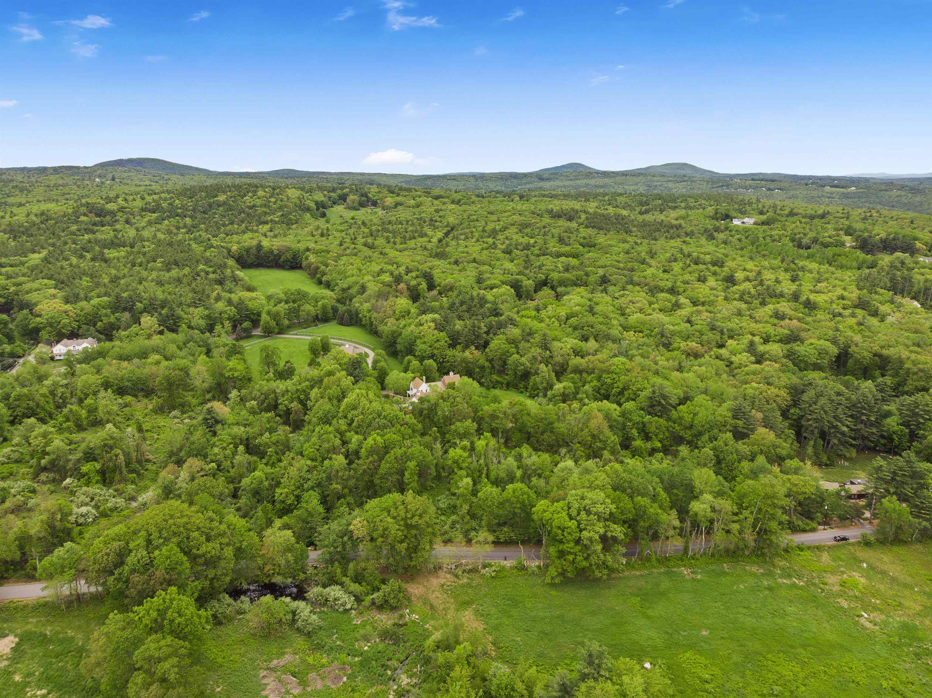 103 Mack Hill Road Amherst, NH 03031 - Photo 12 of 29