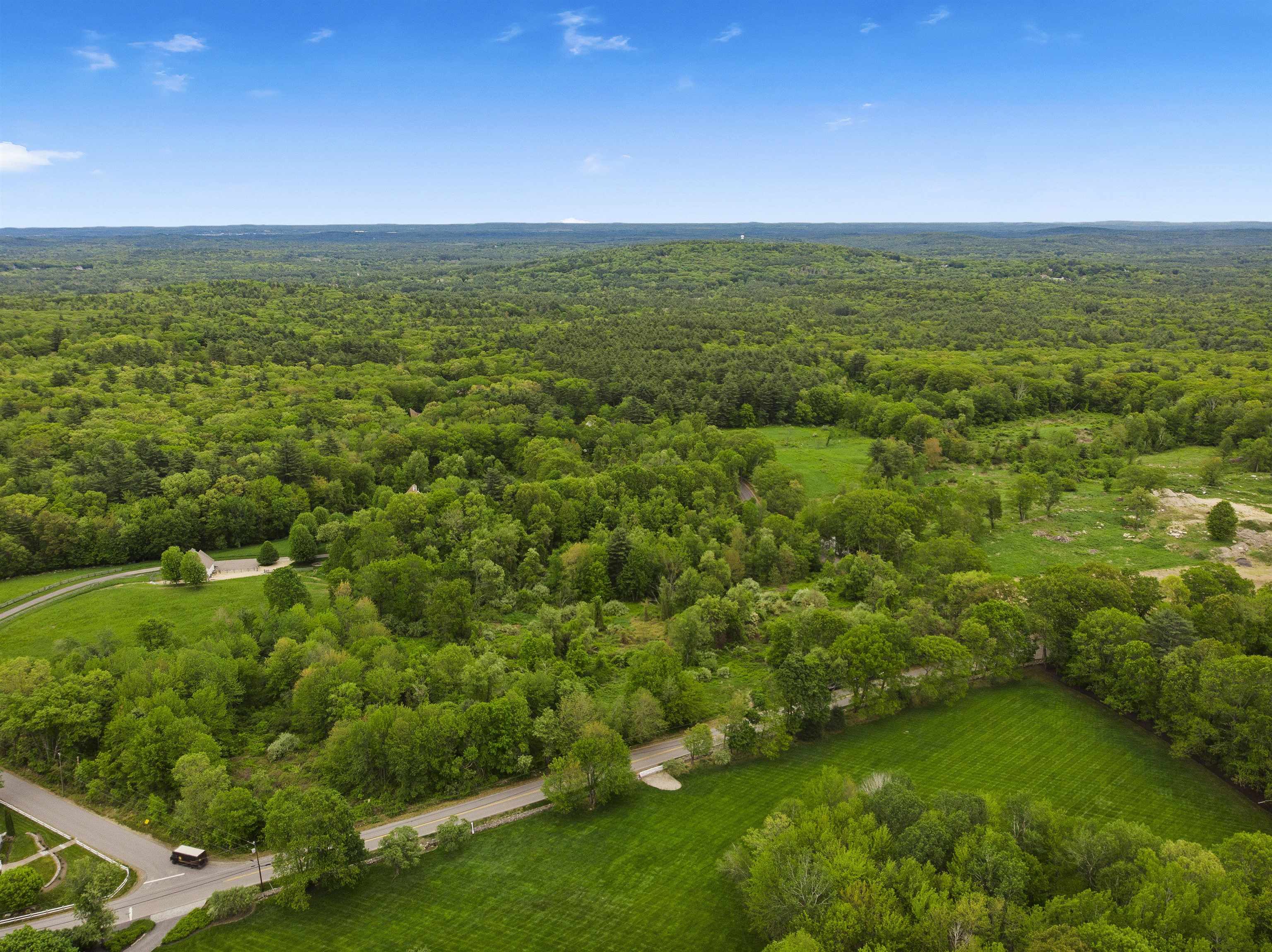 103 Mack Hill Road Amherst, NH 03031 - Photo 9 of 29