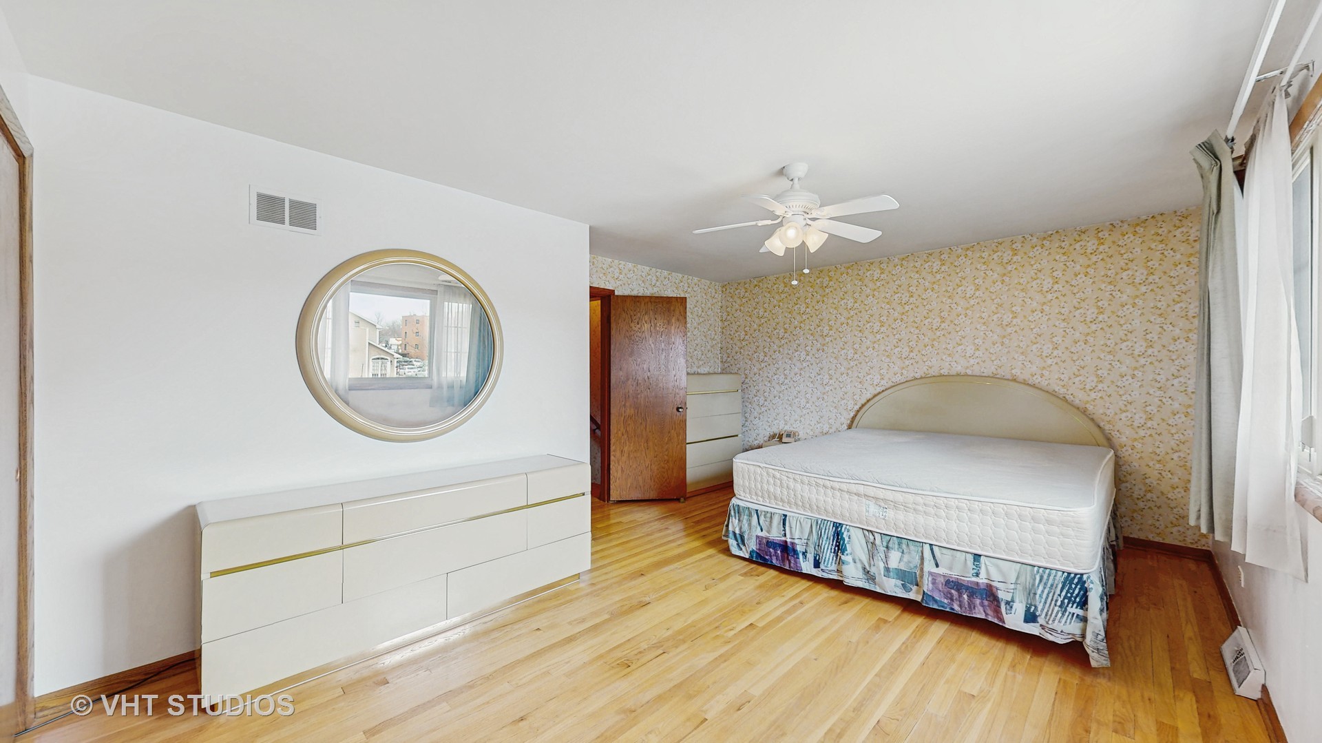 1127 Garden Street Park Ridge, IL 60068 - Photo 14 of 26 Gallery Image 14