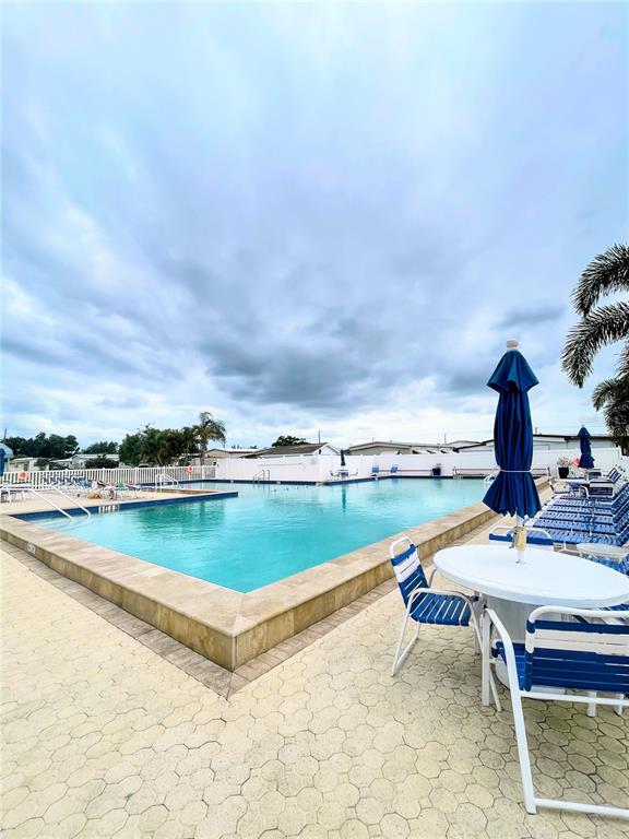5316 53rd Avenue East, Unit R36 Bradenton, FL 34203 - Photo 14 of 17