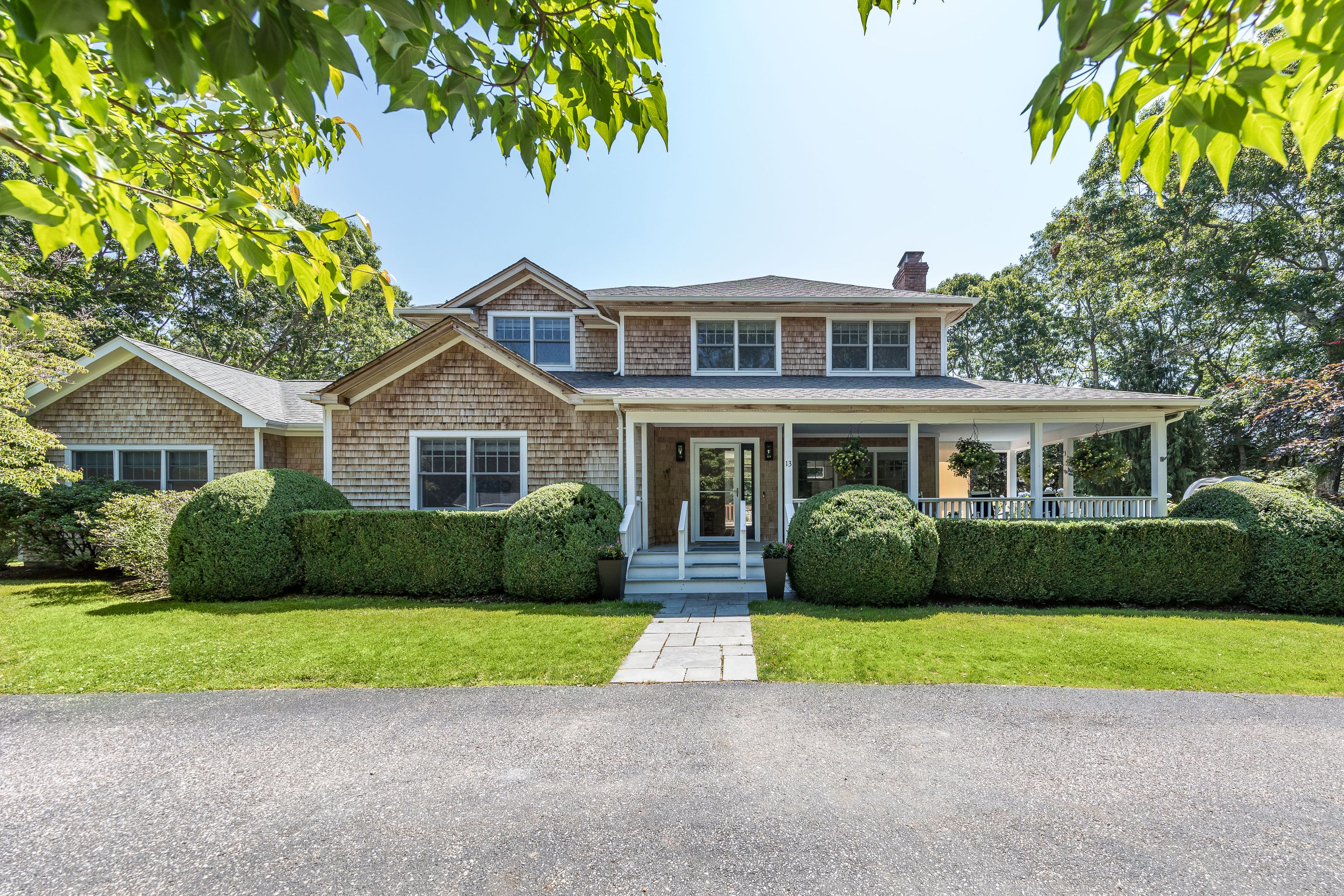 13 Central Avenue East Hampton, NY 11937 - Photo 2 of 24