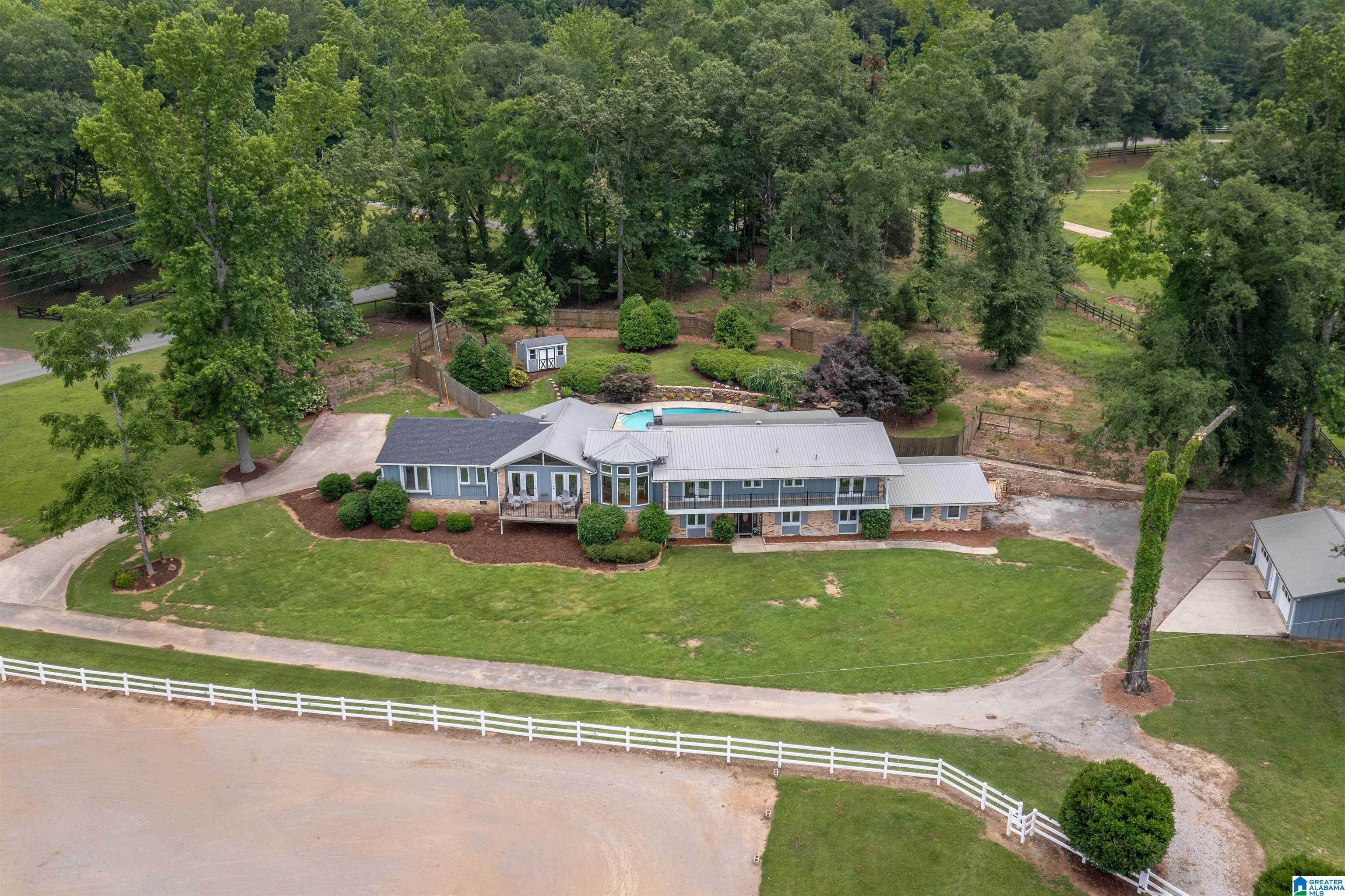 400 Indian Trail Road Pelham, AL 35124 - Photo 7 of 59